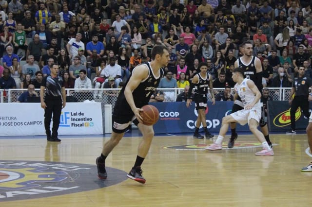 Veja onde assistir jogos de Basquete (16 a 22/10/2023)